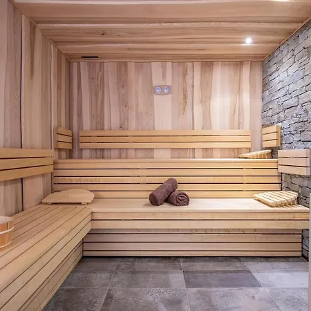 Cgh Residences & Spas White Pearl Aparthotel 5*